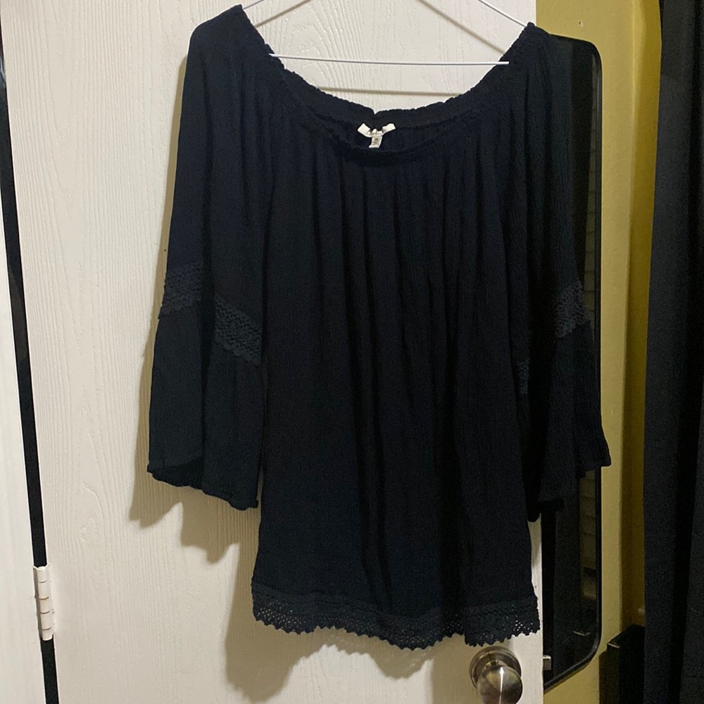 MPH collection flaired sleeve top size 1x